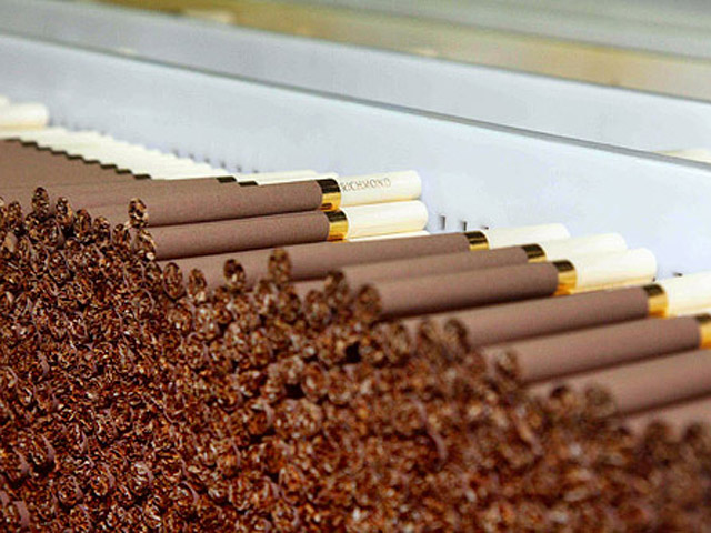 Компания "Донской табак" приняла решение временно снять с производства сигареты, чье оформление и реклама вызвали возмущение общественности