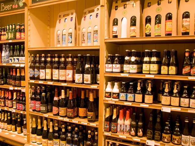 Финские ученые рекомендуют запретить продажу пива и других алкогольных напитков с содержанием спирта выше 3,5% в продуктовых магазинах