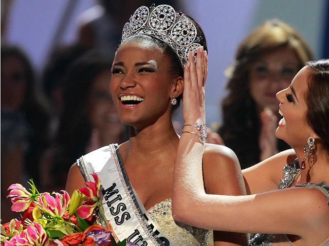 Темнокожая красавица из Анголы Лейла Лопес победила в конкурсе "Мисс Вселенная-2011", проходившем в бразильском городе Сан-Паулу