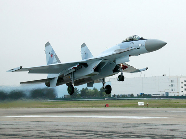 Российский истребитель Су-35 на испытаниях превзошел иностранные аналоги