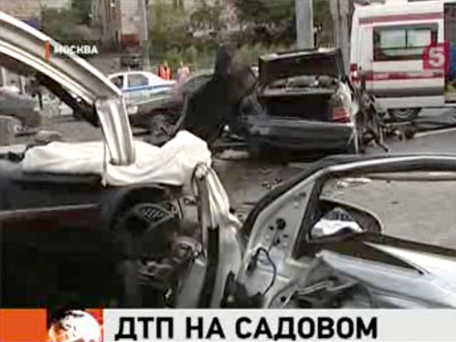 В крови актера Никиты Емшанова, погибшего в крупном ДТП на Садовом кольце Москвы 17 августа, обнаружен алкоголь