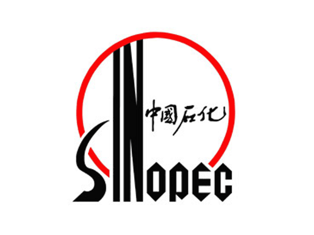 Китайская компания Sinopec и государственная "Роснефть" обговаривают условия строительства нового нефтеперерабатывающего завода в Удмуртии на базе своего СП "Удмуртнефть"
