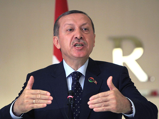 Премьер-министр Турции Реджеп Тейип Эрдоган заявил о перехвате войсками страны судна с грузом оружия, следовавшего под сирийским флагом