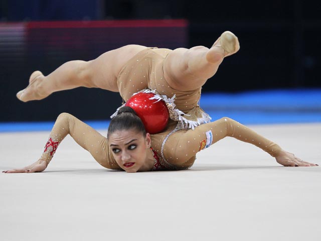 Сборная России по художественной гимнастике выиграла французский чемпионат мира