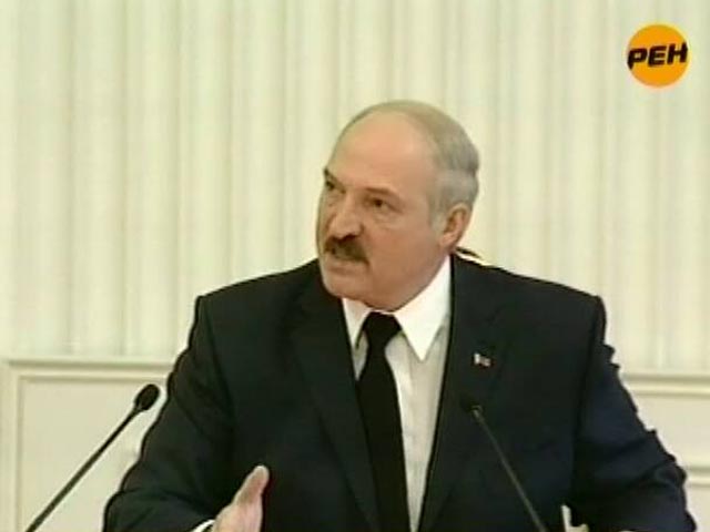 Лукашенко заверил белоруссов, что не покинет страну и в ближайшее время не умрет