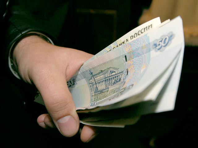 С 1 октября в России на 6,5 % повышается фонд оплаты труда работников федеральных государственных учреждений