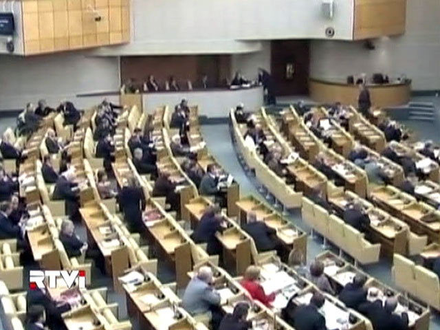 Госдума приняла сегодня в первом чтении президентский законопроект о пожизненном заключении и принудительных медикаментозных мерах для педофилов