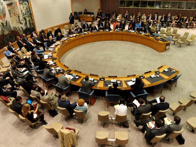 Россия и Китай наложили вето в Совете Безопасности ООН на внесенный западными странами проект резолюции, угрожающей Сирии санкциями в случае, если власти этой страны не прекратят подавление выступлений оппозиции