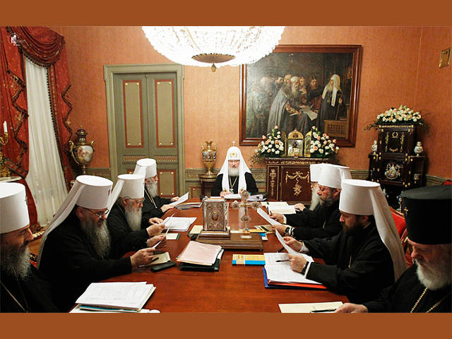 В Москве сегодня открылось заседание Священного Синода Русской православной церкви