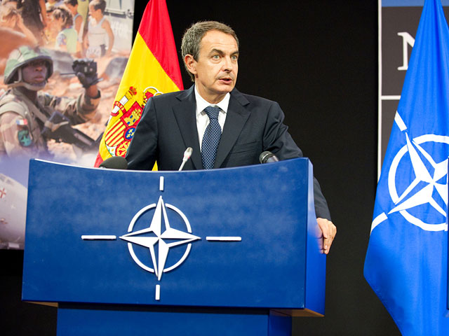 Испания дала согласие на участие в противоракетной обороне НАТО, - сообщил в Брюсселе глава испанского правительства Хосе Луис Родригес Сапатеро