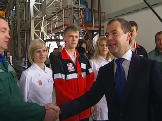 Дмитрий Медведев начал поездку с визита на модернизированную Краснодарскую ТЭЦ, которая его очень "впечатлила"