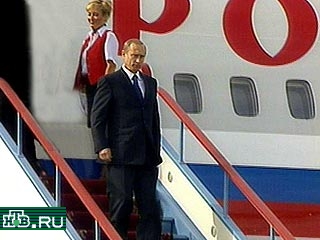 Сегодня утром президент Владимир Путин прибыл на Сахалин