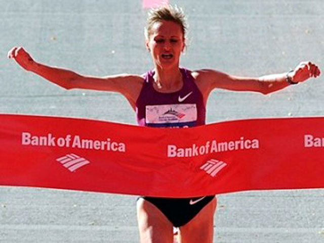 Лилия Шобухова с рекордом России победила на Чикагском марафоне