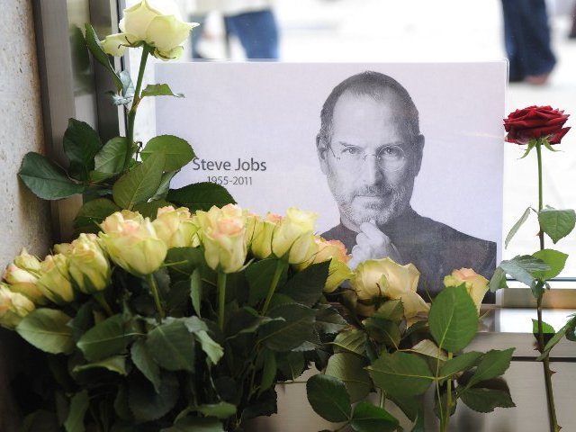 Департамент здравоохранения округа Санта-Клара в штате Калифорния составил официальное свидетельство о смерти бывшего главы американской корпорации Apple Стива Джобса, которое подтверждает, что он скончался из-за рака поджелудочной железы