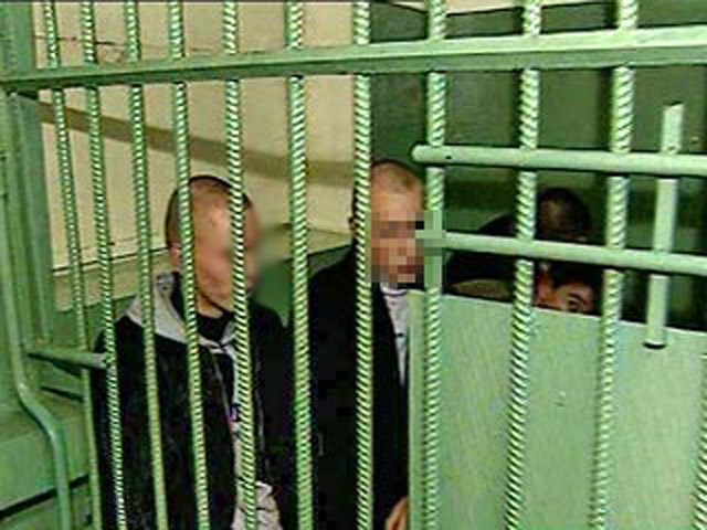Мещанский районный суд Москвы вынес приговор учащемуся столичного колледжа, который руководил неонацистской группировкой "Норд-Ист 88", совершавшей убийства