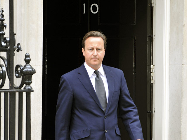 Премьер-министр Великобритании Дэвид Кэмерон предложил изменить правило престолонаследия в британской королевской семье, запрещающее британским монархам состоять в браке с католиком (или католичкой)