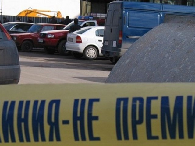 В софийском квартале Гоце Делчев взорван автомобиль журналиста болгарского телеканала "Канал 3" Сашо Дикова