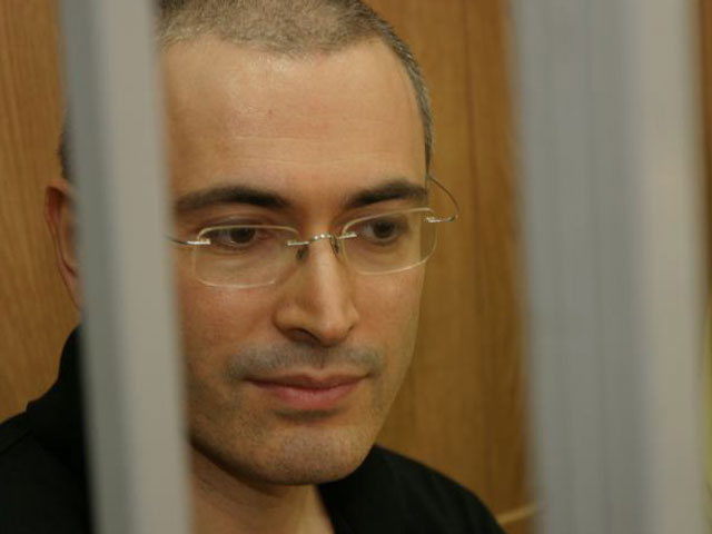 Бывший глава НК ЮКОС Михаил Ходорковский, который отбывает срок наказания за хищение нефти в карельской колонии, стал научным консультантом философской работы "Русская тюрьма: опыт свободы"