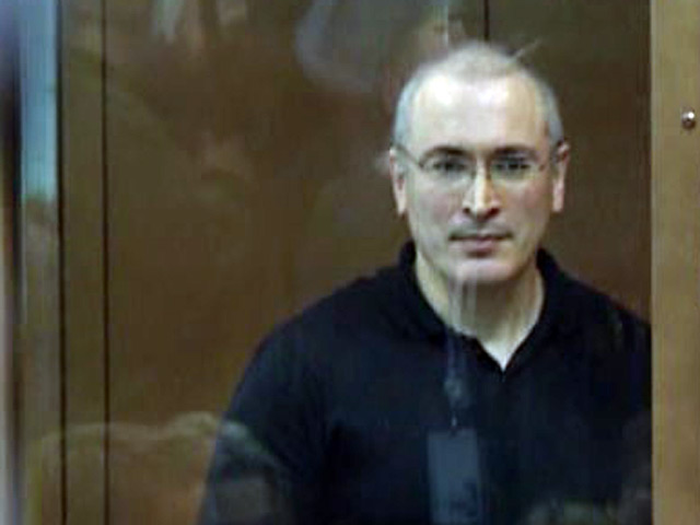 "Ничего подобного нам неизвестно", - ответил Клювгант на вопрос о существовании дела в отношении Ходорковского за рубежом. Ранее он не стал комментировать и сообщения о счете Ходорковского в банке
