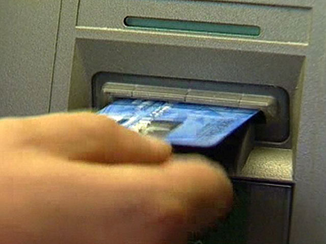 За последние три года в России сократилось число граждан, не имеющих банковских счетов или карточек и не планирующих их заводить