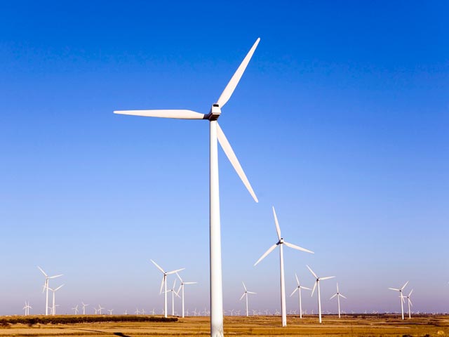 Во всех возможных вариантах развития событий ветряные электростанции к 2050 году становятся крупнейшим источником электроэнергии в Евросоюзе, обогнав как угольные ТЭЦ, так и АЭС
