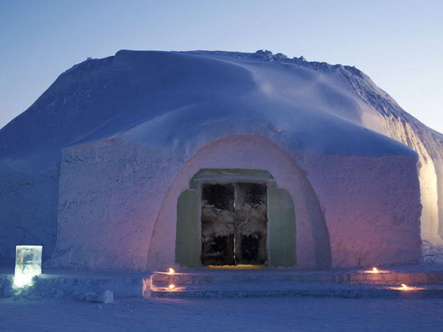 Ледяная церковь в Юккасъярви уже есть. Теперь там построят мечеть изо льда