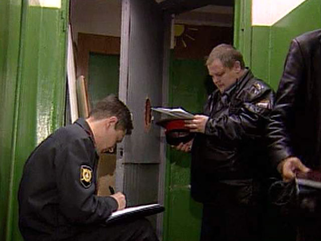 В городе Карасук Новосибирской области трое парней, участвовавших в оккультных сборищах, повесились в своих домах, чтобы принести жертву "покровителю"