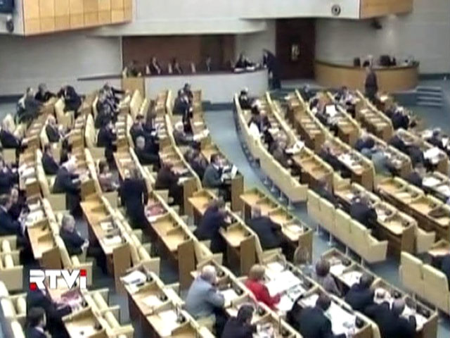 Депутаты Государственной думы приняли в первом чтении законопроект, предусматривающий уголовную ответственность за хулиганские действия, угрожающие безопасности транспорта и пассажиров