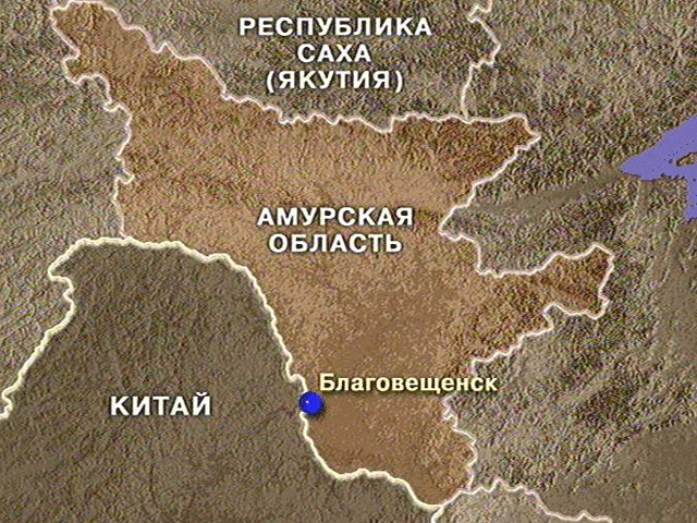 В Амурской области разбился самолет Су-24: оба находившихся на борту летчика погибли. Крушение произошло в четверг в 6:02 по московскому времени на аэродроме "Украинка", когда фронтовой бомбардировщик заходил на посадку. В итоге самолет загорелся и переве