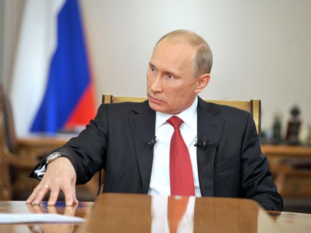 Владимир Путин дал интервью российским телеканалам