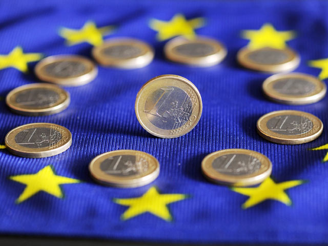 Евро, который должен был объединить Европу, разобщает ее