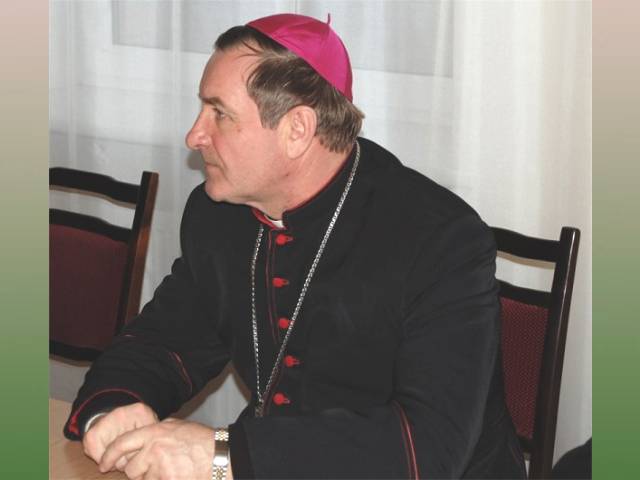 Новым главой Конференции стал епископ Резекненско-Аглонского диоцеза Янис Булис, занимавший ранее пост заместителя председателя ККЕЛ
