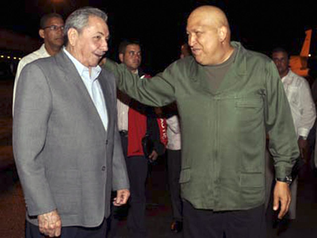 Президент Венесуэлы Уго Чавес объявил, что полностью излечился от рака