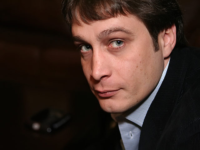 Посольство РФ в Кишиневе с негодованием отвергает обвинения в причастности к бегству российского писателя и блоггера Эдуарда Багирова из Молдавии после того, как его освободили из СИЗО под домашний арест