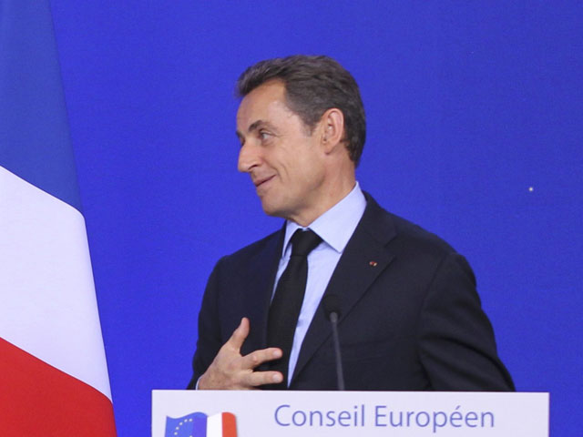 Саркози нагрубил Кэмерону, страны еврозоны могут попросить о помощи БРИКС