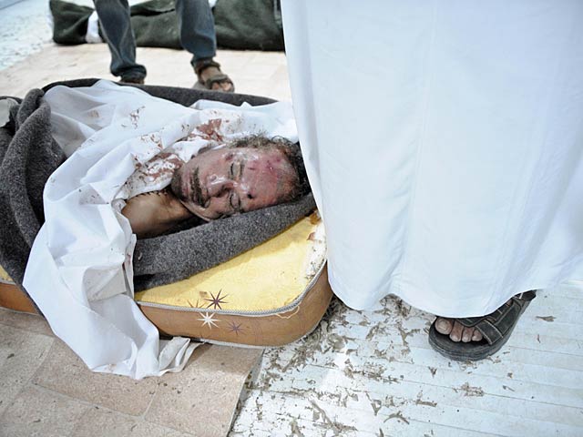 На пятый день после гибели в Ливии ее недавнего лидера Муаммара Каддафи президент США Барак Обама осудил способ его убийства и глумление над телом
