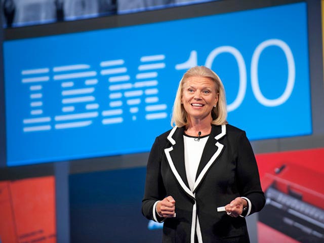 Американский компьютерный гигант International Business Machines (IBM) впервые за столетнюю историю компании возглавит женщина - Вирджиния Рометти, сообщает агентство Bloomberg. Такое решение принял совет директоров IBM