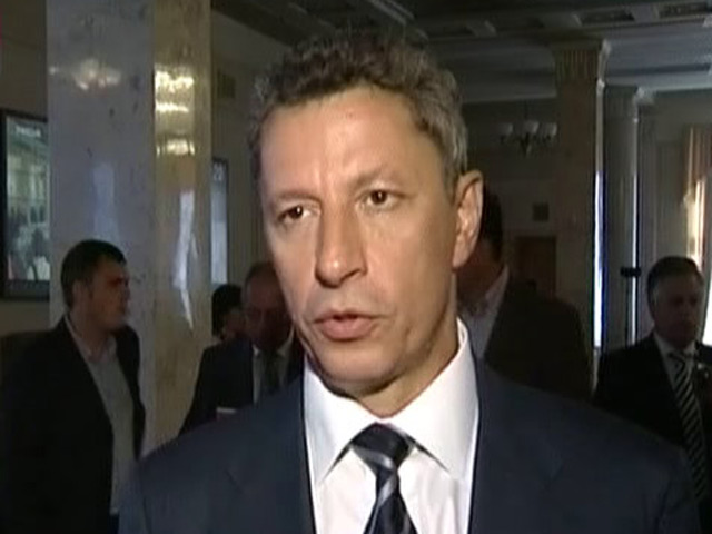 Министр энергетики и угольной промышленности Украины Юрий Бойко заявил, что Украина больше не планирует оспаривать в международных судах газовые соглашения с Россией, подписанные в январе 2009 года