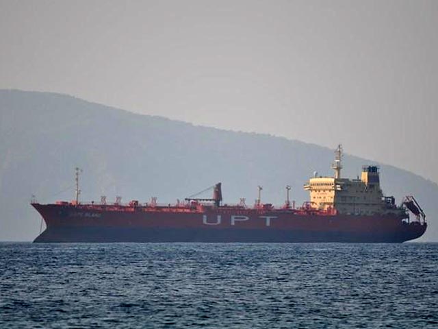 Капитан танкера CAPE BLANC, ходящего под флагом Маршалловых островов, россиянин Михаил Андреев был обвинен грузинскими пограничниками в загрязнении окружающей среды