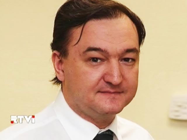 МВД не только продолжает уголовное дело против Сергея Магнитского спустя 20 месяцев после смерти, но и поручило его тем же следователям, которые преследовали его при жизни