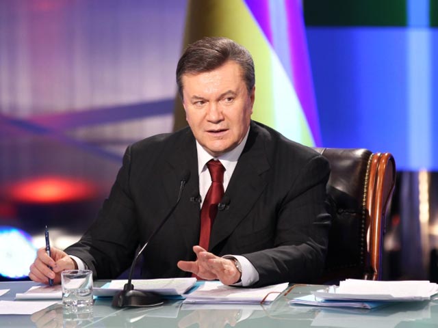 Янукович не против появления международного аэропорта имени Бандеры к Евро-2012
