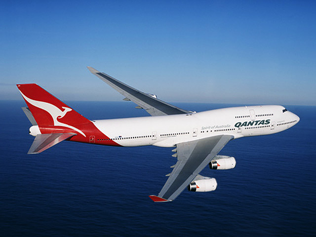 Австралийская компания Qantas отменила все авиарейсы из-за забастовки сотрудников Данное решение будет стоить компании 24 млн долларов в день