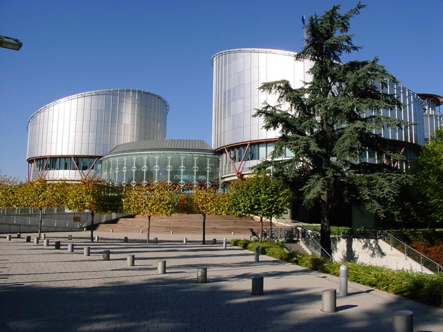По правилам судья ЕСПЧ избирается на девять лет и не может быть переизбран на новый срок