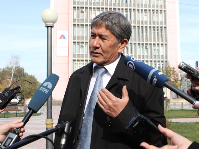 Атамбаев набрал на выборах в Киргизии больше 63% голосов