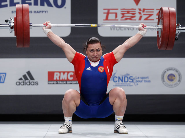 Надежда Евстюхина выиграла ЧМ по тяжелой атлетике с мировым рекордом