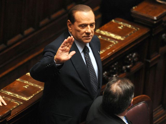 Итальянцев новость об отставке Берлускони повергла в неистовство