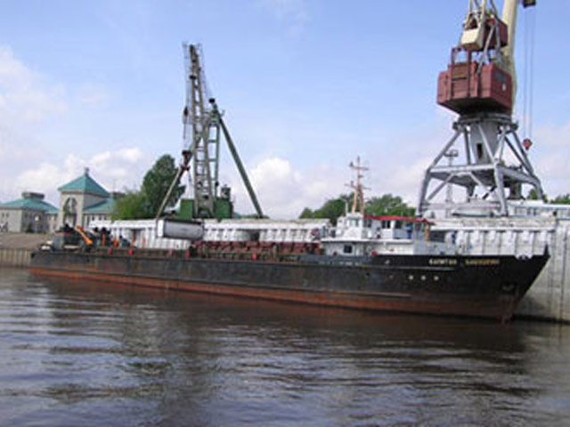 Сухогруз "Капитан Бабушкин", построенный по проекту 19620 как и "Капитан Кузнецов" 