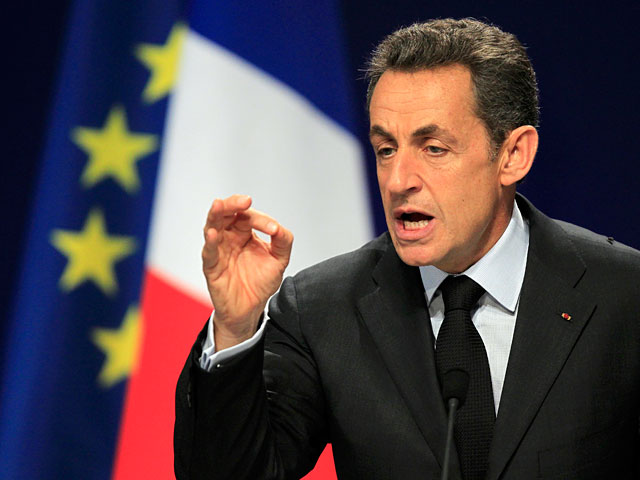 Президент Франции Николя Саркози предпринял попытку примирения с премьер министром Израиля Биньямином Нетаньяху всего через неделю после того, как в частной беседе, подслушанной журналистами, назвал его лжецом