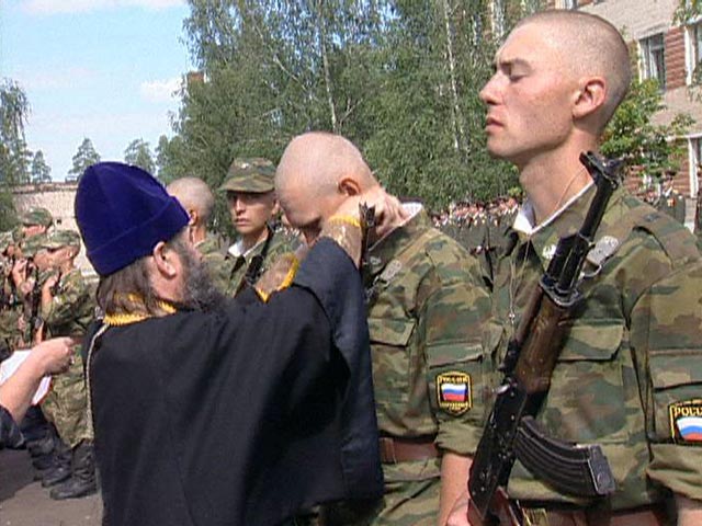 240 военных священников в российской армии получат должности помощников командиров
