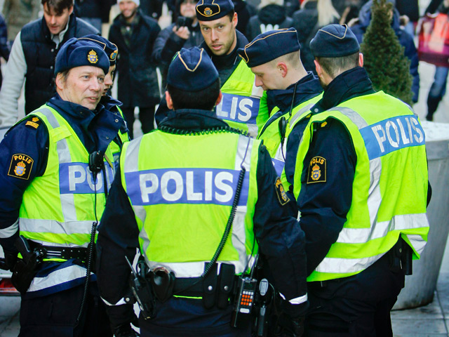 В Швеции гражданин России в воскресенье совершил побег из-под надзора одного из отделений миграционной службы, находящейся на юго-востоке страны в городе Йевле
